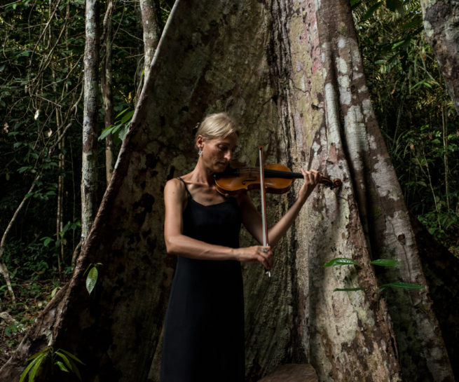 improvvisazione nella foresta amazzonica